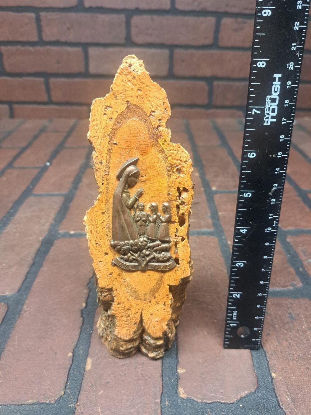 Vintage Virgin Mary And Children On Wood Log Decor
